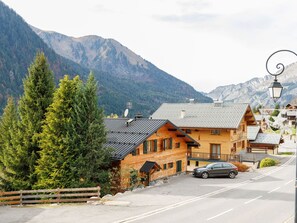 Sky, Mountain, Building, Property, Plant, Cloud, Highland, House, Window, Tree