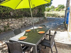 Table, Furniture, Property, Plant, Green, Chair, Water, Nature, Botany, Shade