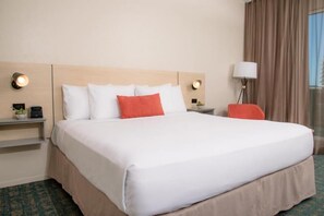 Unit with 1 King size bed