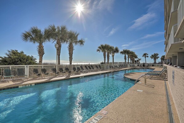 North Myrtle Beach Vacation Rental | 4BR | 3BA | Step-Free Access | 1,850 Sq Ft