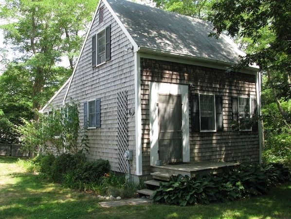 Salt Box Cottage with windowed porch