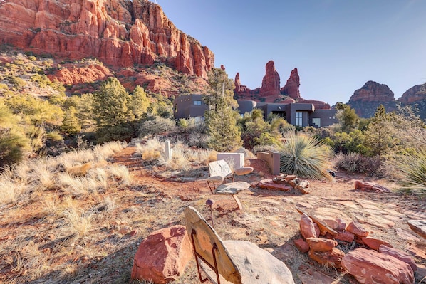 Sedona Vacation Rental | Studio | 1BA | 600 Sq Ft | Free WiFi