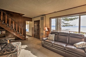 Enjoy lake views from the spacious living room.