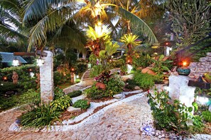 Jardines del alojamiento