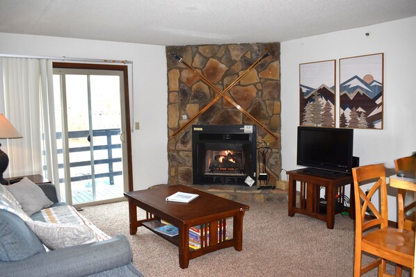 Living Room Area with Gas Fireplace