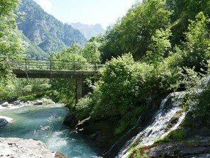 Water Resources, Body Of Water, Nature, Water, Natural Landscape, Watercourse, River, Vegetation, Nature Reserve, Riparian Zone