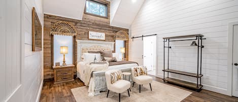 The coziest master suite!