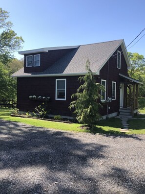 Cottage parking