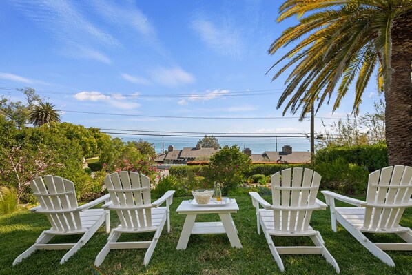 When you rent the entire Lazy Hummingbird property, you have unlimited access to all spaces!