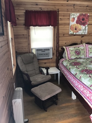 Cottage Studio 214