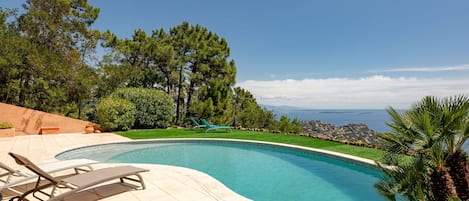 Water, Sky, Plant, Swimming Pool, Nature, Azure, Cloud, Tree, Shade, Body Of Water