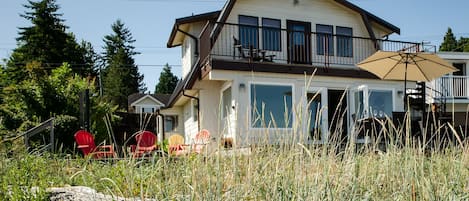 View of the house from the beach