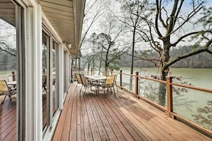 Furnished Deck | Outdoor Dining | River Views