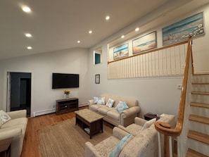 Living room (60 inch flatscreen)