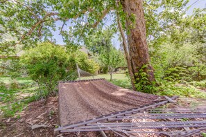 Hammocks Are the Best!