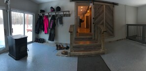 Large mudroom for all your outdoor gear