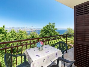 Eigentum, Grundeigentum, Zimmer, Balkon, Haus, Gebäude, Himmel, Baum, Zuhause, Urlaub