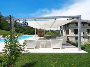 Propriété, Maison, Architecture, Bâtiment, Immobilier, Domicile, Ombre, Herbe, Vacances, Piscine