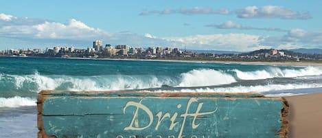 Drift is located only a 5 min drive from some of our greatest beaches.