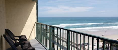 8th floor private balcony views of the Atlantic Ocean!