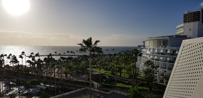 Apartment Altamira with fantastic sea view in Playa del Duque