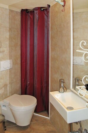 Brown, Plumbing Fixture, Property, Shower Curtain, Tap, Sink, Bathroom, Purple, Wood, Bathroom Sink