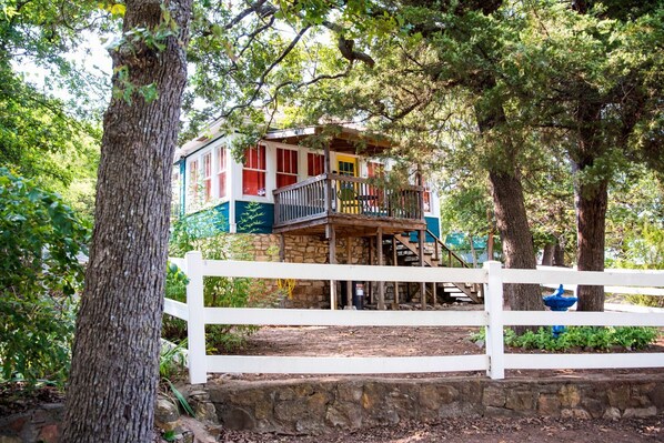 1930's Cottage built on the side of the historic Arbuckle Mountains. 
