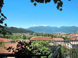 Himmel, Bergstation, \"Stadt, Eigentum, Daytime, Baum, Berg, Hügel, Ländliches Gebiet, Dorf
