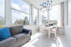 Wintergarten / Esszimmer