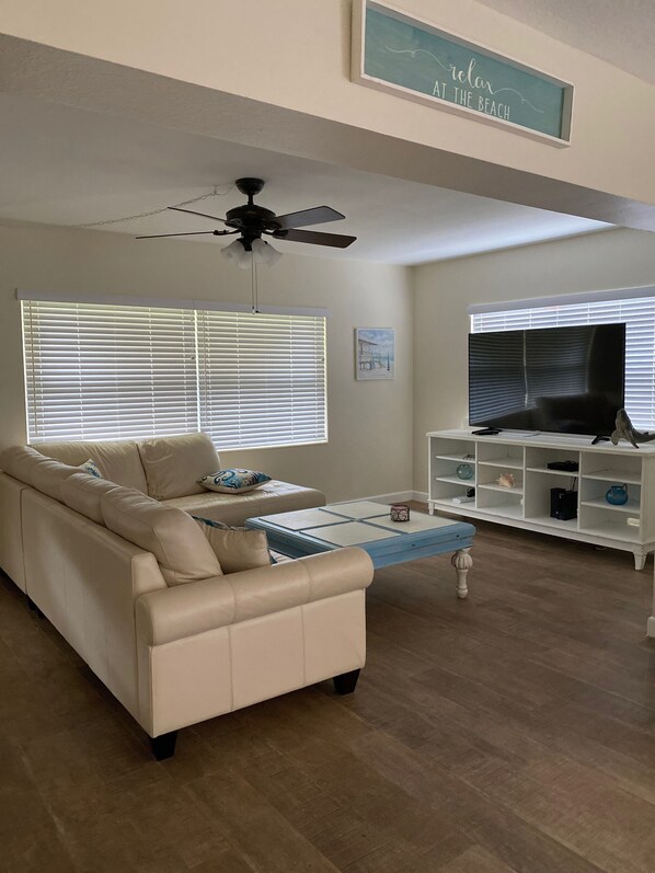 Large tv with free cable and WiFi