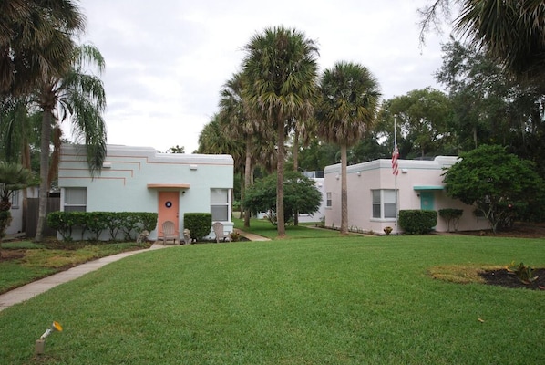 The Lake Davis Cottages are a set of 6 cottages built in the late 1930s.