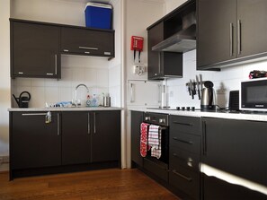 Fitted kitchen area | Moray Hastings View, Hastings