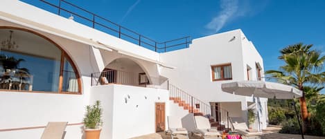 Preciosa villa cerca de Ibiza