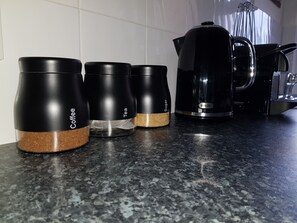 Kaffe och/eller kaffebryggare