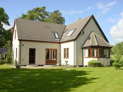 Lower Curr, Dulnain Bridge, Highland Holiday Homes