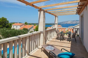 Upstairs sunny terrace