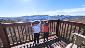 Whether you're enjoying family time or quiet reflection, this deck offers a front-row seat to nature's beauty. Capture meaningful moments high above the clouds.
