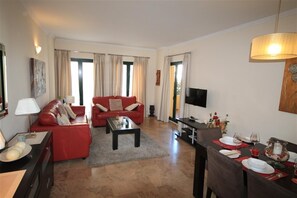 Dining/Living Area