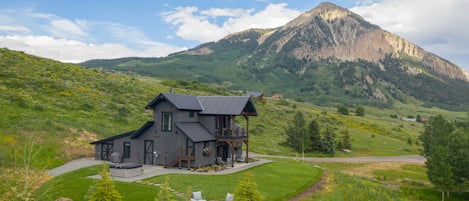 Picturesque Mt. Crested Butte