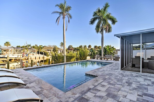 Bradenton Vacation Rental | 3BR | 2BA | 1,990 Sq Ft | Step-Free Access