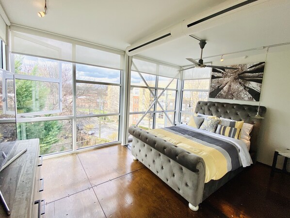 Top floor master suite