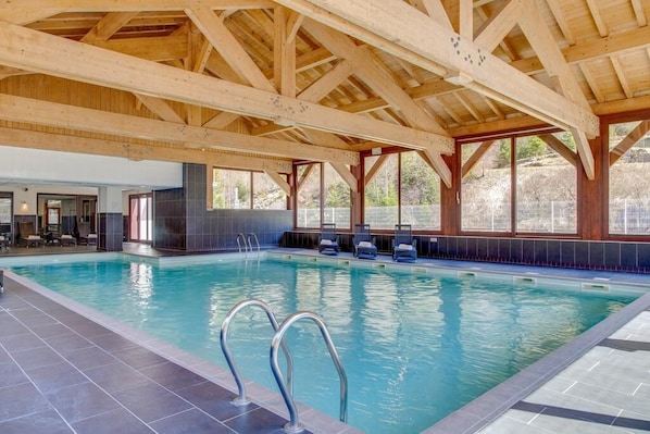 Très grande piscine
