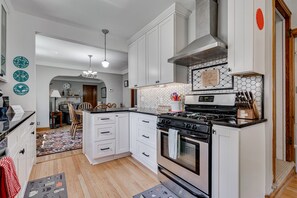 You'll love cooking in this fully equipped kitchen
