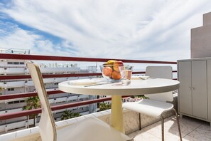 Balcón - APARTAMENTO OLYMPIA