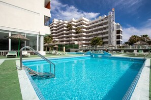 Piscina - APARTAMENTO OLYMPIA