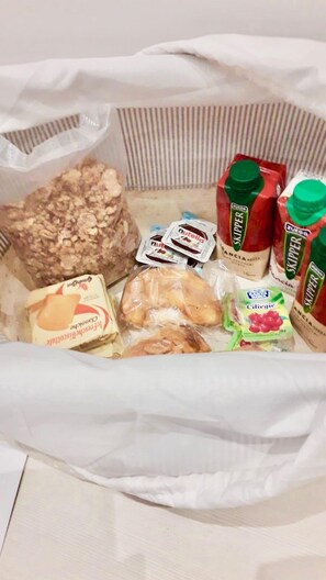 welcome basket
