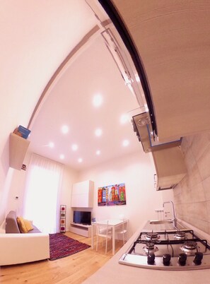 living room/kitchen