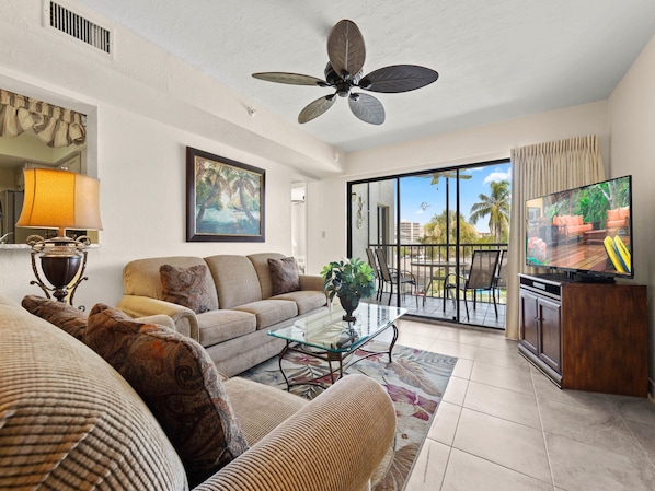 Santa Maria 208 - If you've been on the lookout for the perfect vacation rental, your search is over! Book this lovely place today to experience the vacation of a lifetime!																									