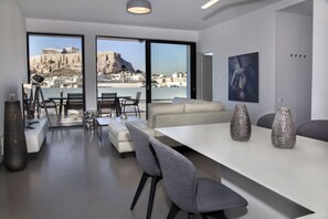 Dining table with Acropolis View