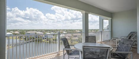 Welcome to 1061 Cinnamon Beach! - Take in the expansive views of lake from the private balcony. You'll find the balcony to be a favorite place for breakfast, lunch, dinner, or a game of cards.